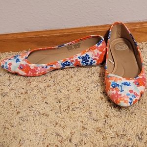 Womens Floral Flats